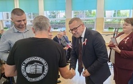 "Honorowy Obywatel Gminy Ił&oacute;w" Śp. Marian i Henryk Popielarek 168
