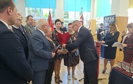 "Honorowy Obywatel Gminy Ił&oacute;w" Śp. Marian i Henryk Popielarek 180