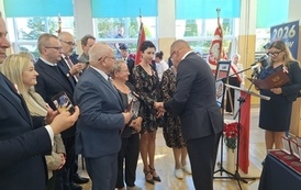 "Honorowy Obywatel Gminy Ił&oacute;w" Śp. Marian i Henryk Popielarek 183