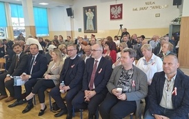 "Honorowy Obywatel Gminy Ił&oacute;w" Śp. Marian i Henryk Popielarek 204